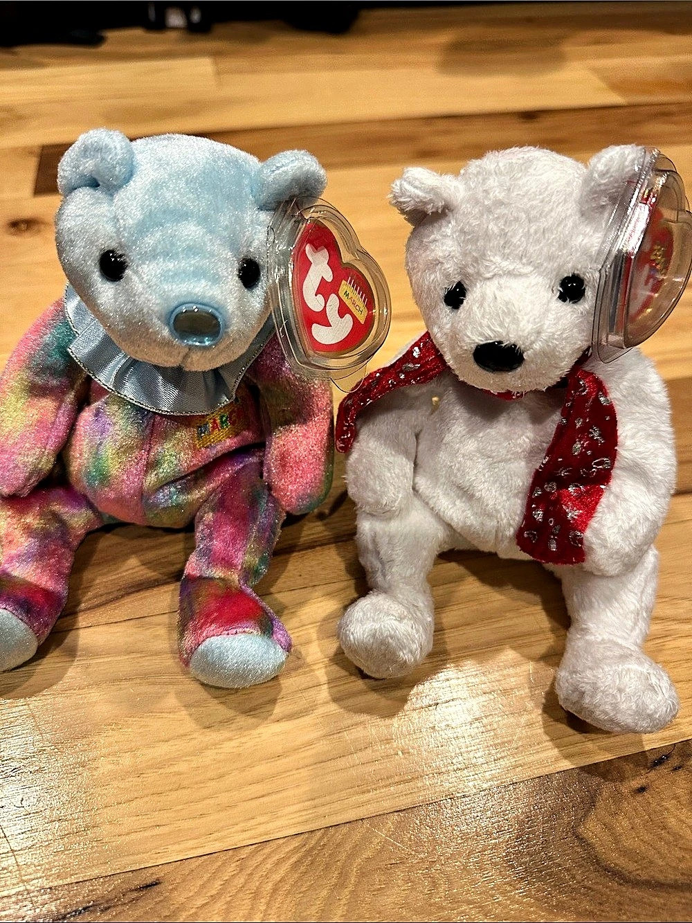 Ty March the Birthday Bear (1st Series) ) Bear Pair White & Blue with 2000 holid